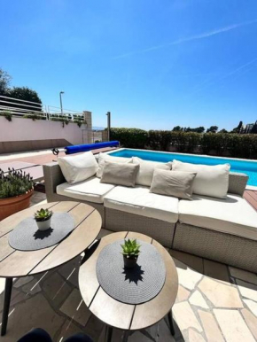 BLUE apartment with shared pool